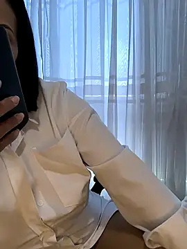 Mrsvictoriaaa online show from 01/05/26, 08:34