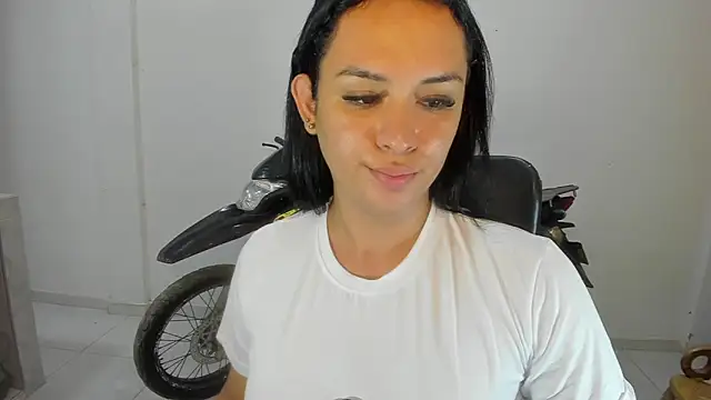 Ladyy Sweet22 online show from 06/04/26, 06:30