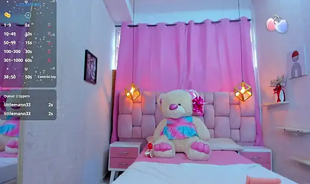 Snapshot of Braylen_Sanchez chatting on 02/18/25, 06:47 Braylen Sanchez online show from 02/18/25, 06:47