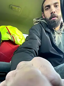 QueenM3 online show from 10/27/25, 03:05