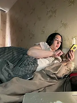 Naughtbaby 2025 online show from 03/20/26, 12:43