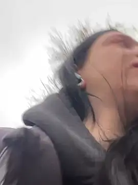 AlishaPrettyBlade online show from 03/18/25, 06:36