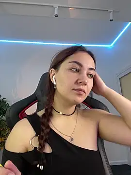 AshleySkott  online show from 10/12/25, 09:08