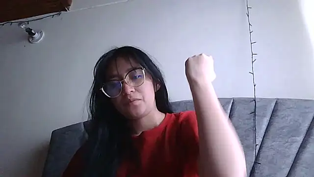 Arielle lov online show from 12/04/25, 04:05