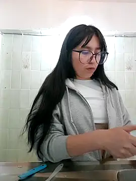 Arielle lov online show from 01/06/26, 02:15