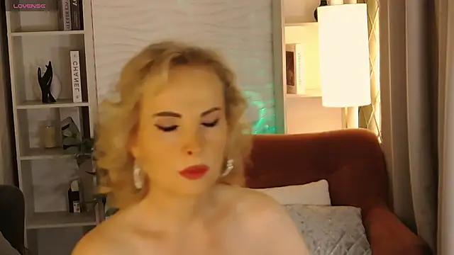 Sandra Kind online show from 03/01/26, 05:42