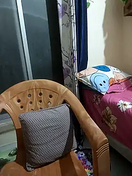 COZY ROZI online show from 11/21/25, 06:06