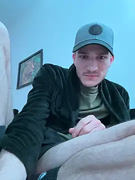 Snapshot of yoyoboy988 chatting on 03/08/25, 10:56 yoyoboy988 online show from 03/08/25, 10:56