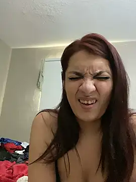 Snapshot of PersianCream77 chatting on 03/02/25, 11:09 PersianCream77 online show from 03/02/25, 11:09