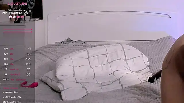 Snapshot of Andrea_tasty chatting on 03/02/25, 10:05 Andrea tasty online show from 03/02/25, 10:05