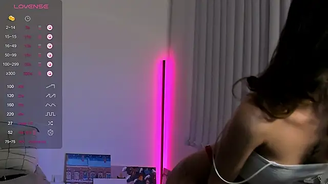 Snapshot of Andrea_tasty chatting on 03/11/25, 07:03 Andrea tasty online show from 03/11/25, 07:03