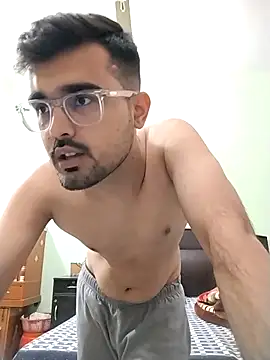 hornypurush online show from 12/19/25, 10:06