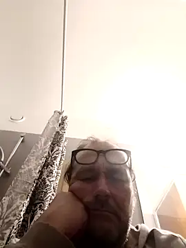 Snapshot of olviasssl77 chatting on 09/16/25, 06:53 olviasssl77 online show from 09/16/25, 06:53