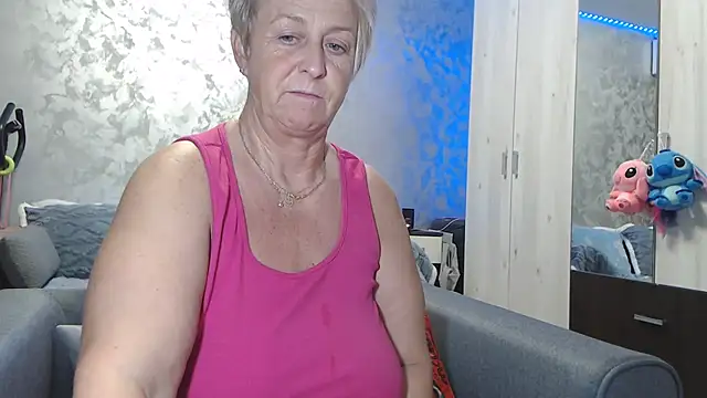 RosesandLillies online show from 11/23/25, 06:08