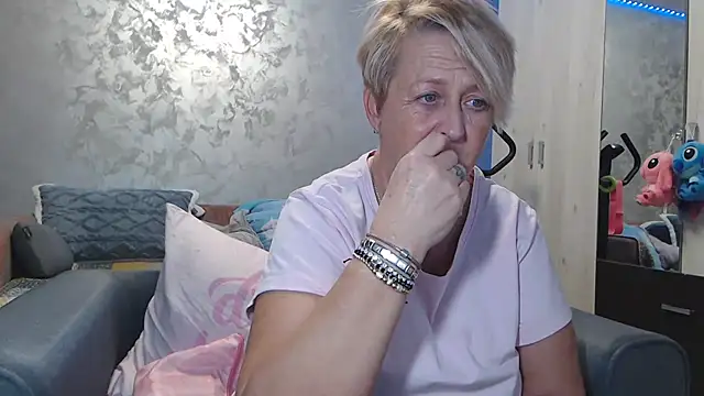 RosesandLillies online show from 03/05/26, 06:04