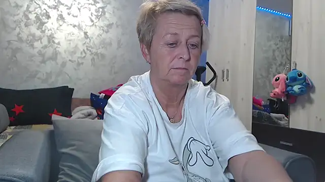 RosesandLillies online show from 03/18/26, 05:27