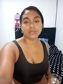 Snapshot of victoria_roussee chatting on 02/27/25, 12:34 victoria roussee online show from 02/27/25, 12:34