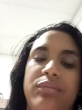 Snapshot of victoria_roussee chatting on 03/02/25, 07:56 victoria roussee online show from 03/02/25, 07:56