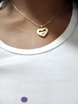 Snapshot of victoria_roussee chatting on 03/09/25, 11:25 victoria roussee online show from 03/09/25, 11:25