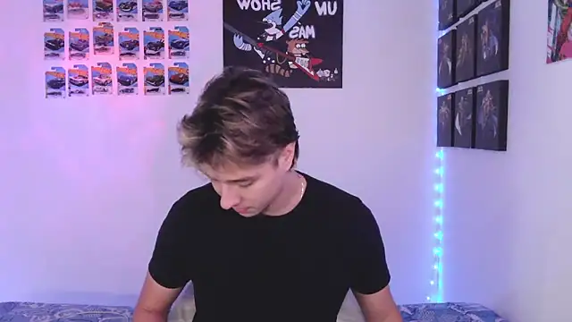 Snapshot of jack_walker190 chatting on 11/25/25, 04:29 jack walker190 online show from 11/25/25, 04:29