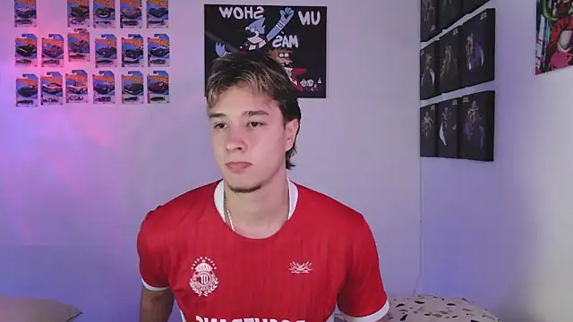 Snapshot of jack_walker190 chatting on 12/15/25, 10:41 jack walker190 online show from 12/15/25, 10:41