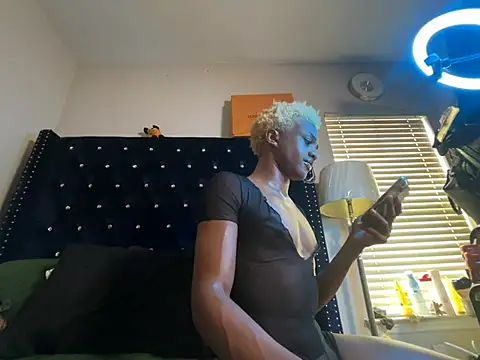 Snapshot of celestefantasea chatting on 03/10/25, 05:50 celestefantasea online show from 03/10/25, 05:50