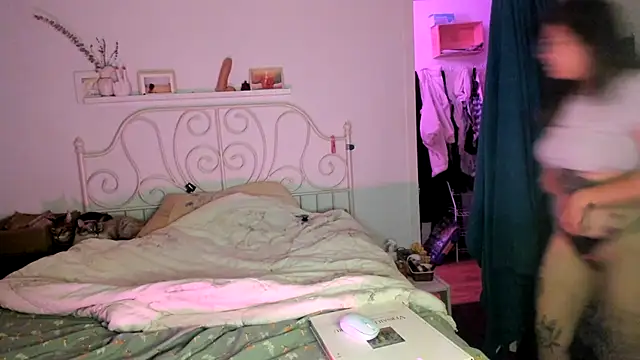 Snapshot of Rosiee69_ chatting on 09/27/25, 11:10 Rosiee69  online show from 09/27/25, 11:10