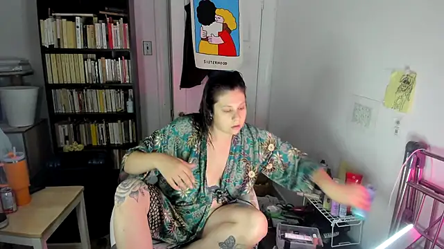 Snapshot of Rosiee69_ chatting on 10/05/25, 01:53 Rosiee69  online show from 10/05/25, 01:53