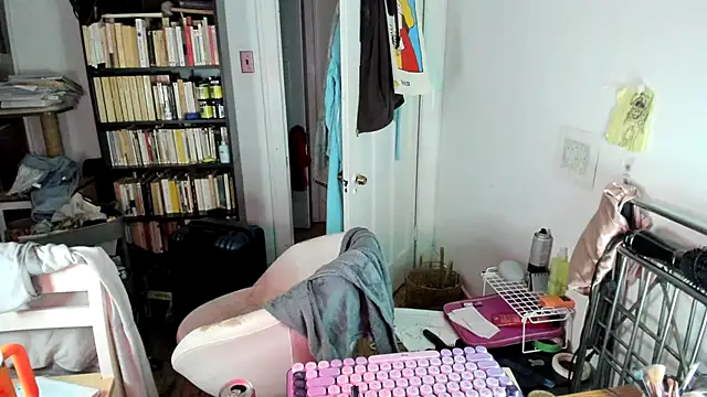 Rosiee69  online show from 11/27/25, 12:29