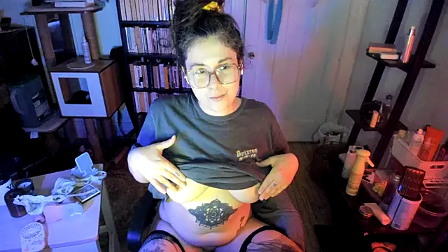 Rosiee69  online show from 02/09/26, 09:19