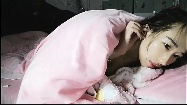 hebe-02 online show from 11/10/25, 03:00