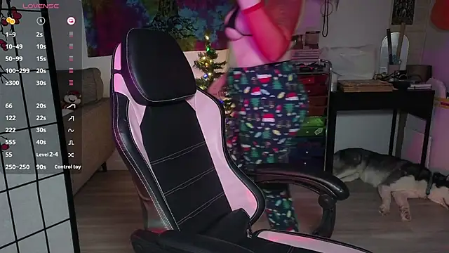 Snickerdoodles69 online show from 11/26/25, 04:46