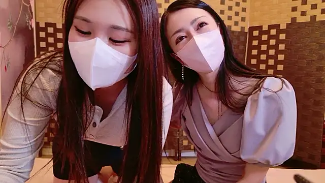 noa chi online show from 10/20/25, 03:40