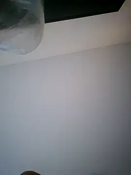 Snapshot of Mrnutella chatting on 03/08/25, 04:28 Mrnutella online show from 03/08/25, 04:28