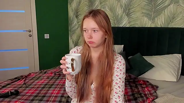 boozekirs  online show from 11/14/25, 03:49