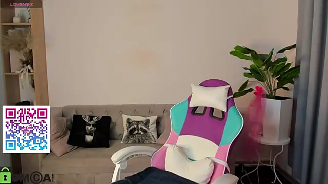 boozekirs  online show from 05/06/26, 03:13