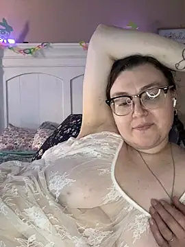 Snapshot of HTXBELLE chatting on 03/01/25, 03:38 HTXBELLE online show from 03/01/25, 03:38