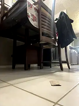 HTXBELLE online show from 12/18/25, 08:15