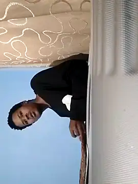 Snapshot of _RapElani-2290 chatting on 03/17/25, 05:56 RapElani-2290 online show from 03/17/25, 05:56