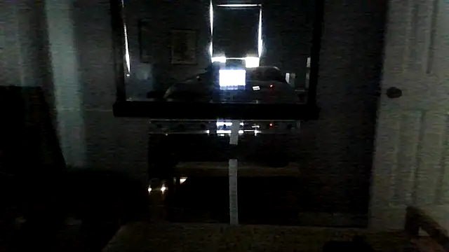 Snapshot of DominantDong chatting on 10/03/25, 08:17 DominantDong online show from 10/03/25, 08:17