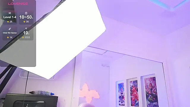 Snapshot of SaharaKramer chatting on 02/28/25, 10:28 SaharaKramer online show from 02/28/25, 10:28