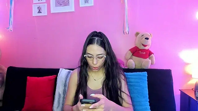 TANIA 06 online show from 10/19/25, 08:20