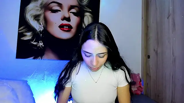 TANIA 06 online show from 11/18/25, 02:43