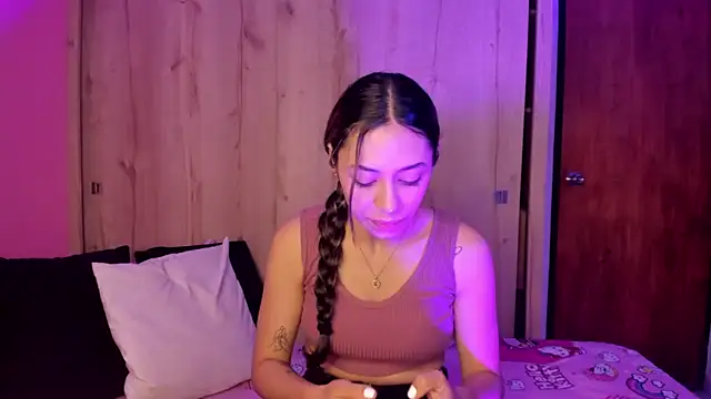 TANIA 06 online show from 05/16/26, 01:10