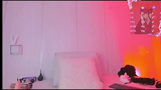 sasha riverss online show from 11/04/25, 07:35