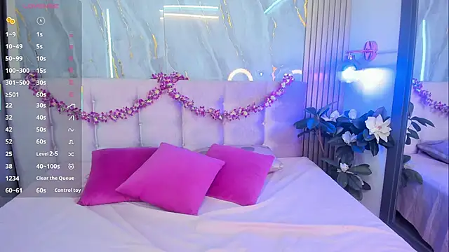 SalomeeHills online show from 02/21/26, 06:31