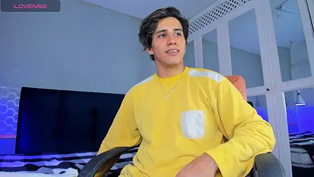 Allex Cano online show from 09/23/25, 10:02