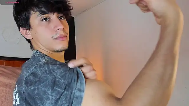 Allex Cano online show from 03/04/26, 08:48