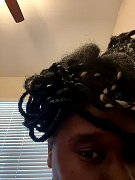 Snapshot of Deshay30 chatting on 10/28/25, 11:18 Deshay30 online show from 10/28/25, 11:18