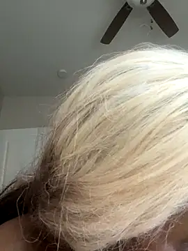 Snapshot of Deshay30 chatting on 11/07/25, 09:37 Deshay30 online show from 11/07/25, 09:37